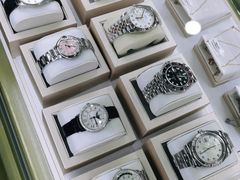 -海星奢选二手奢侈品手表包包鉴定回收寄卖(墨玉南路店)