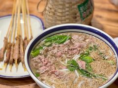 -云阿蛮云南生烫牛肉米线(奉贤路店)