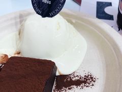 -HUGS coffee(东区店)