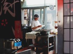 -陈寔包子王·卤煮小肠·京味小吃(龙潭店)