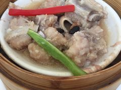 -上海玫瑰园度假酒店