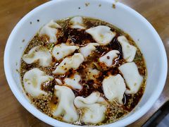 酸汤牛肉水饺-回坊马二饺子馆