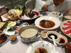 -红鼎豆捞·非遗鲍皇汤火锅(宝丰路店)