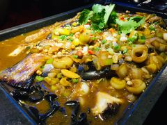 -叹鱼风尚烤鱼餐厅