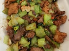 -鑫巴蜀小镇 · 水煮鱼专研店(玉桥店)