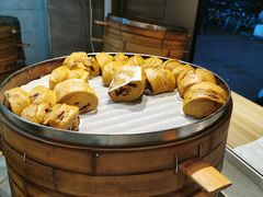 -李与白包子铺(桐梓林店)