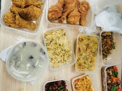 -香巴拉云南餐厅(华莱坞店)