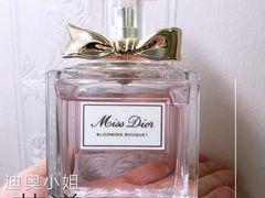 -Dior迪奥(上海世茂广场店)