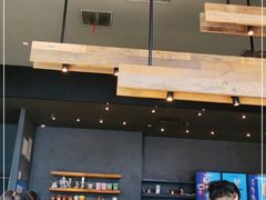 大堂-星巴克(七宝领展广场1F店)