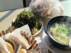 -闫家驴肉老店(华电一校店)