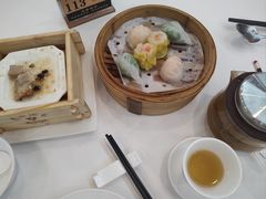 一品海皇三宝拼-广州酒家(昌岗地铁站店)