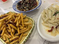 -江城燕子大排档(江汉路步行街店)