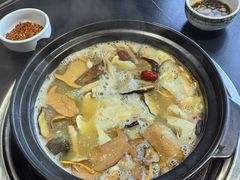 -野菌皇海景野生菌火锅(滨海大道店)