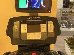  跑步机-北京中国大饭店