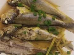 -渔中舟海鲜大排档(普陀沈家门店)