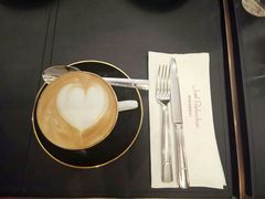-Salon de The de Joel Robuchon(外滩18号店)