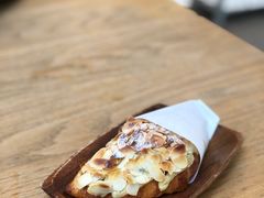 杏仁牛角包-怪 kafe.
