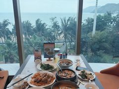 -不仔客海鲜·烧烤·270度海景餐厅(大东海店)