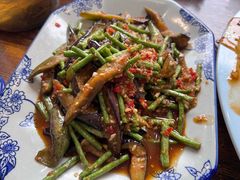 -老钟家烤羊排·敦伊阁清真餐厅胡羊焖饼