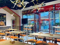 大堂-极有家小鱼小鸡石锅煲(佳兆业店)
