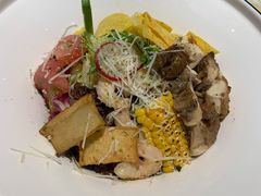 鸡肉大虾鲜蔬波奇碗-西堤牛排(龙德广场店)