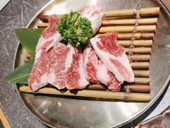 -草家酱蟹炭火烤肉店(珲春南路二店)