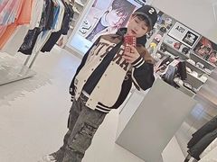 -枫叶小镇奥特莱斯