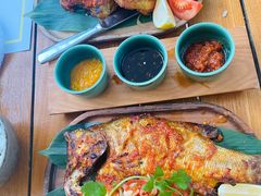 -三亚艾迪逊酒店·海滩烧烤 BARBACOA·现场乐队·浪漫晚餐·烧烤海鲜