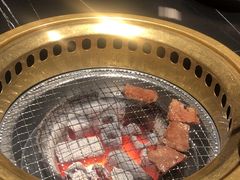 -山川小町·极番烧肉(新地假日广场店)