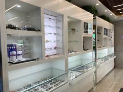 -明月眼镜(三坝店)