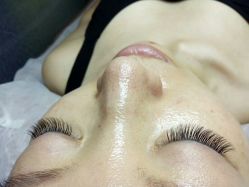 睫毛嫁接-光SPA科技美肤