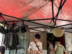 -东湖小天池真人CS彩弹野战基地