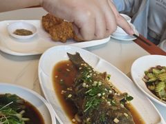 -梅利汴京烤鸭•开封豫菜地标店(铁北街店)