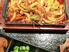 -臻牛烤肉