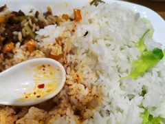 -南城香·饭香串香馄饨香(青年路店)