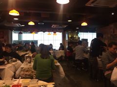 大堂-鲜入围煮花胶鸡海鲜火锅