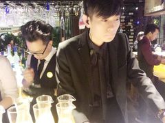 -胡桃里音乐酒馆(白云五号T5 MALL店)
