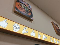 -豚妈妈汤饭·部队锅(南京东路店)