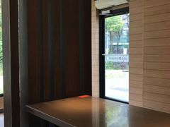 -麦当劳(友谊路得来速店)
