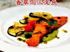 -théATRE茶聚场·餐厅(环球金融中心店)