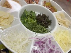 -鹤睦鱼生·啫啫煲·海鲜(保利百合店)