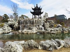 -上海滴水湖皇冠假日酒店