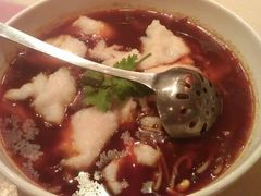 鲶鲶不忘-小巴辣子川湘菜餐厅(星游城店)