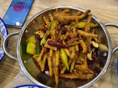 -江城燕子大排档(江汉路步行街店)