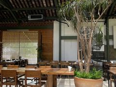 -喜洲吧·江畔老船厂·庭院餐厅(喜临院店)