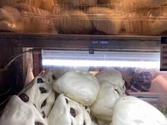 -白玉兰食品(汇联商厦店)