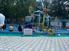 -青年湖公园水上世界