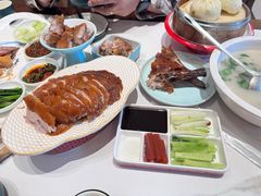 -梅利汴京烤鸭•开封豫菜地标店(东司门店)