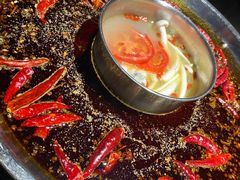 菌汤鸳鸯锅&nbsp;牛油-矮板凳老火锅(宽窄巷子店)