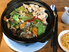 滑鸡煲仔饭-Hǎo Noodle & Tea